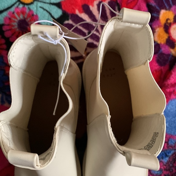 NWT a new day Demi Chelsea boots - Picture 11 of 15